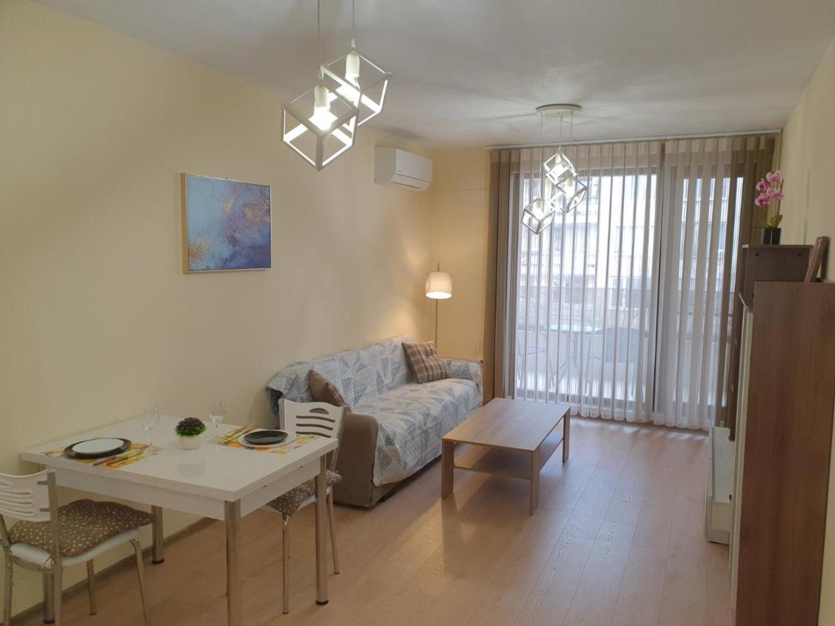 Augusta Apartment Stara Zagora Extérieur photo