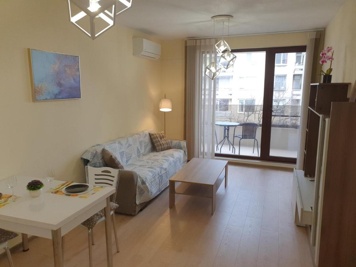Augusta Apartment Stara Zagora Extérieur photo